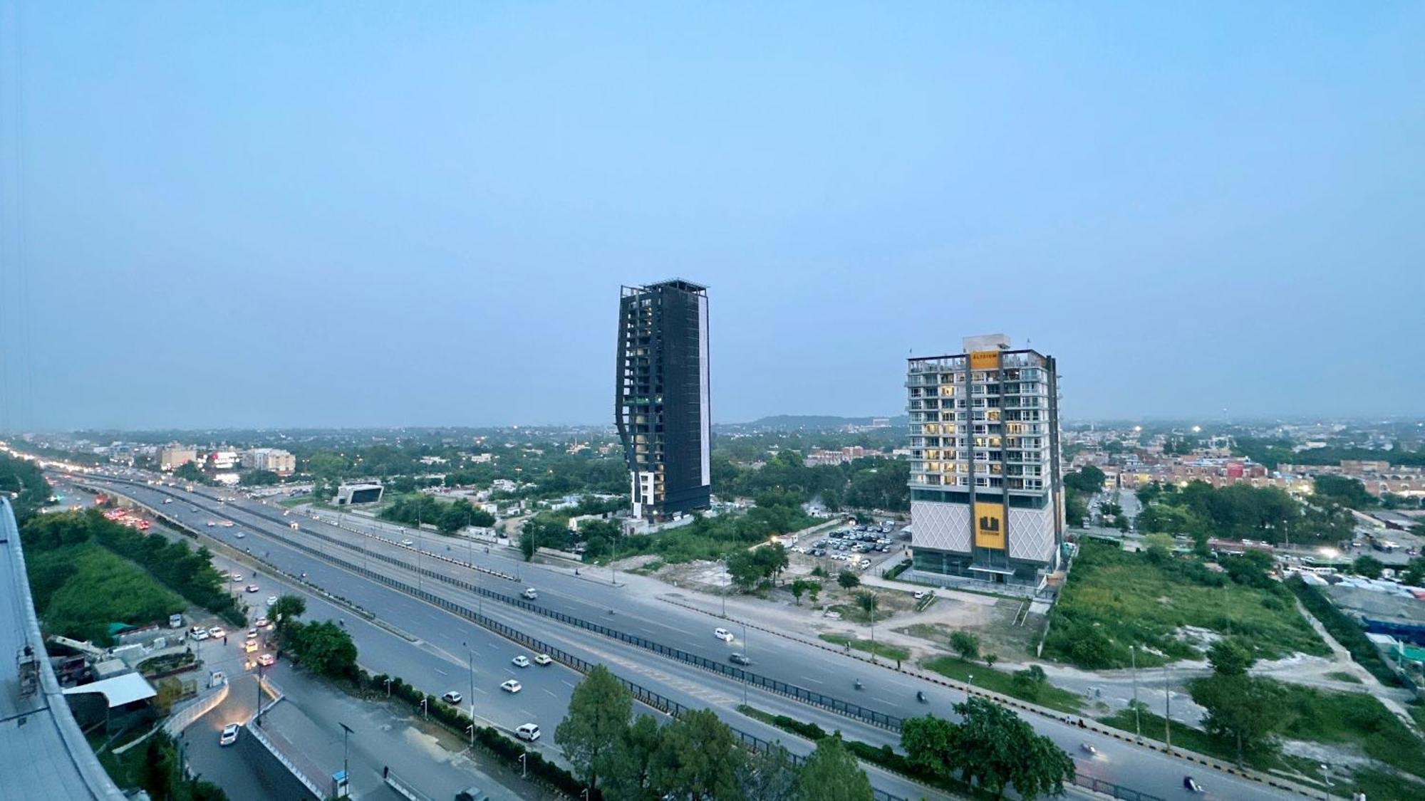 Centaurus Apartment Islamabad Ngoại thất bức ảnh